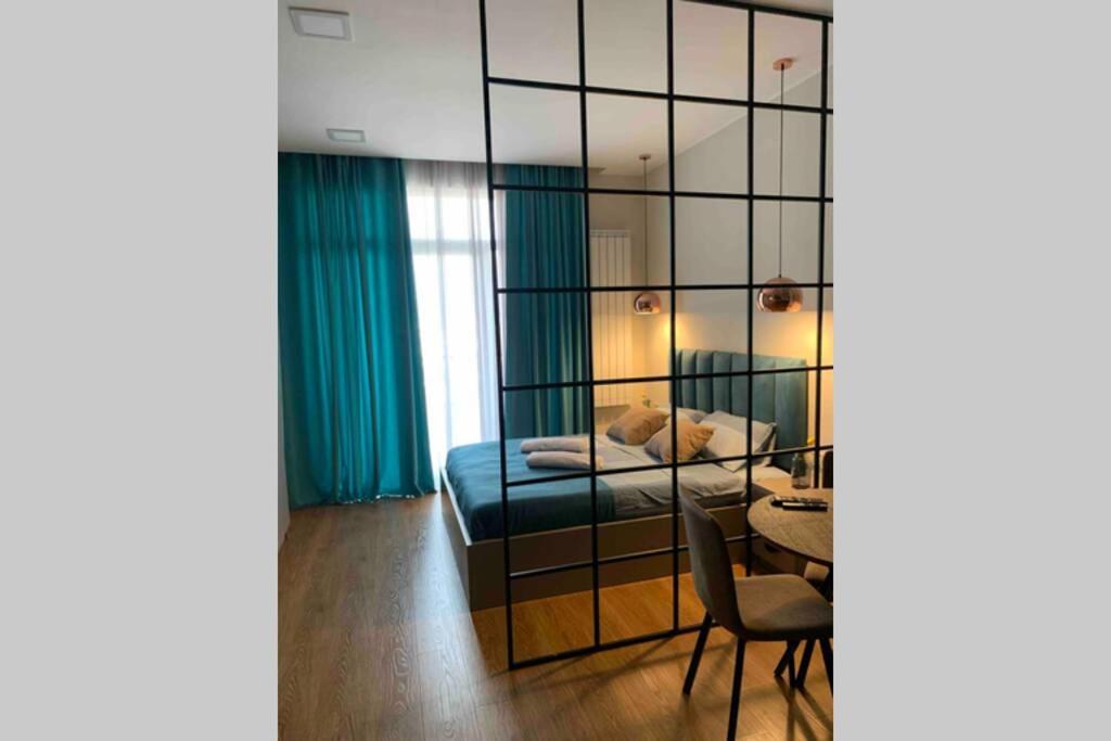 Geverse Apartment Batoumi Extérieur photo